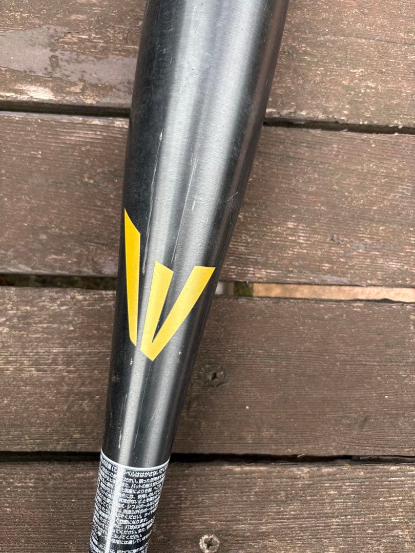 【美品】EASTON ブラックマジック 軟式用バット 83cm 740g
