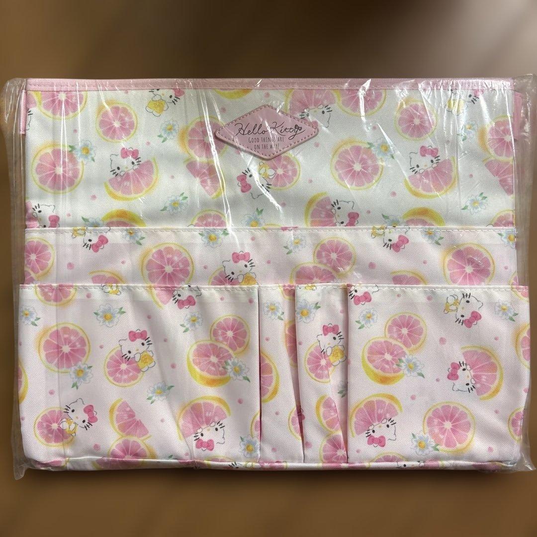 新品 タグ付き サンリオ キティ ハピネスガール 便利キャリーボックス L