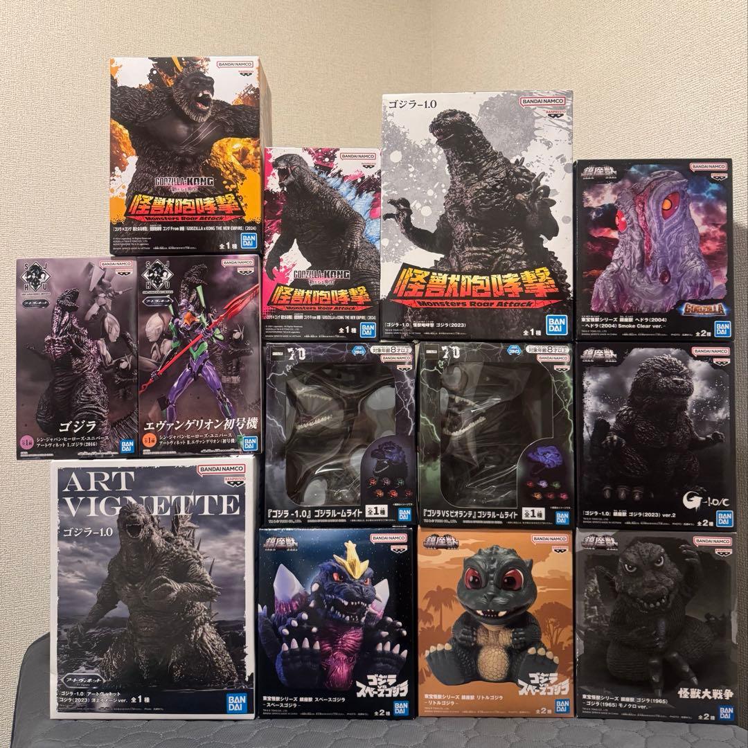 プライズ　フィギュア+ルームライト　ゴジラ　13体　まとめ売り