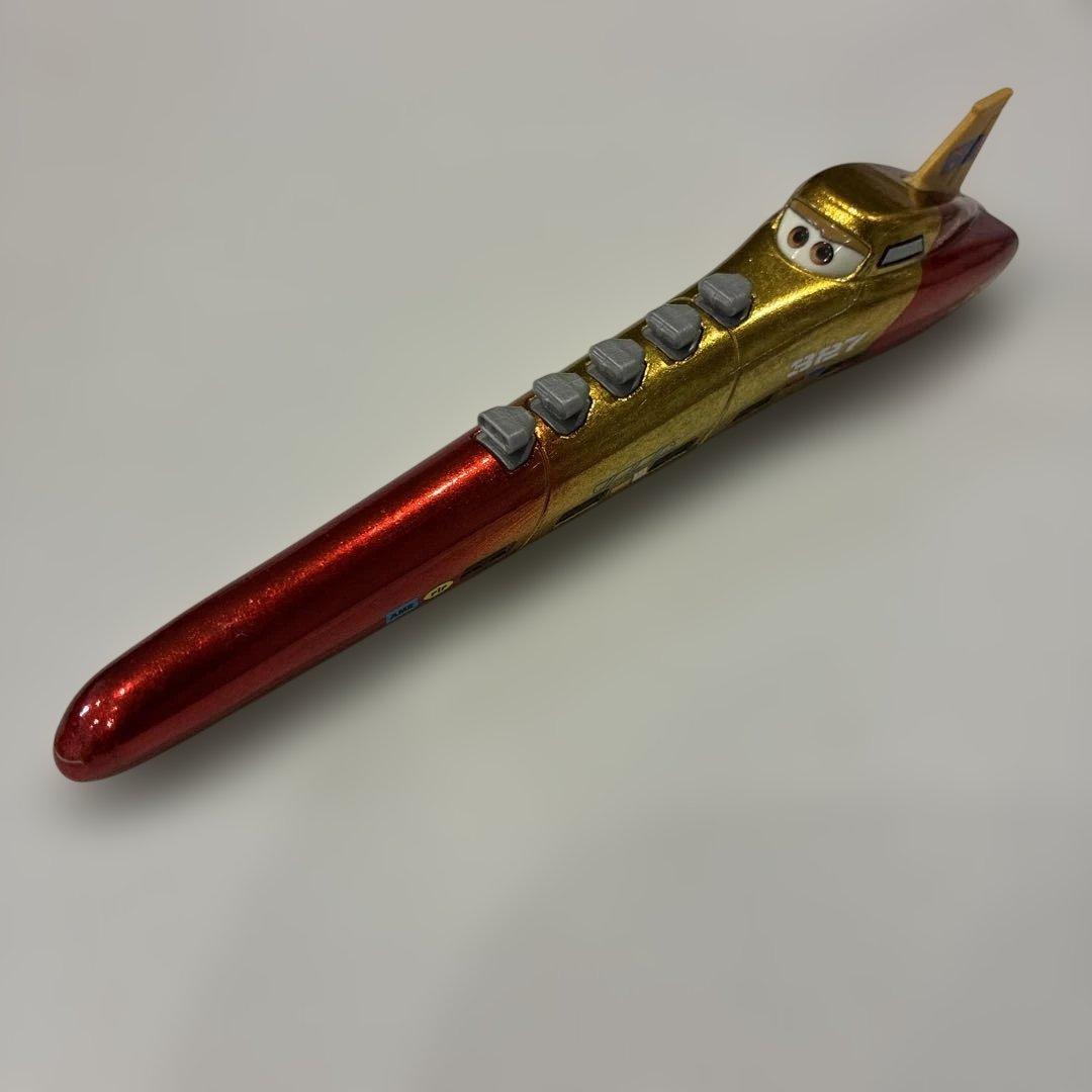 オンザロード ペギー・ライナー カーズ ミニカー マテル 未使用品 ディズニー