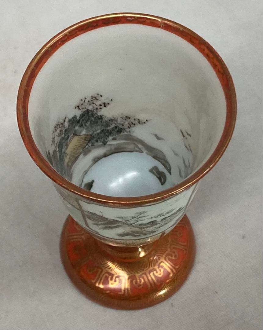 B548s「赤絵金彩馬上盃　2個」 大日本九谷製　内側山水絵　酒器　明治時代