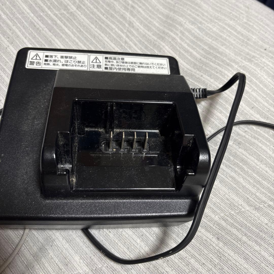 電動自転車用 充電器 黒パナソニック