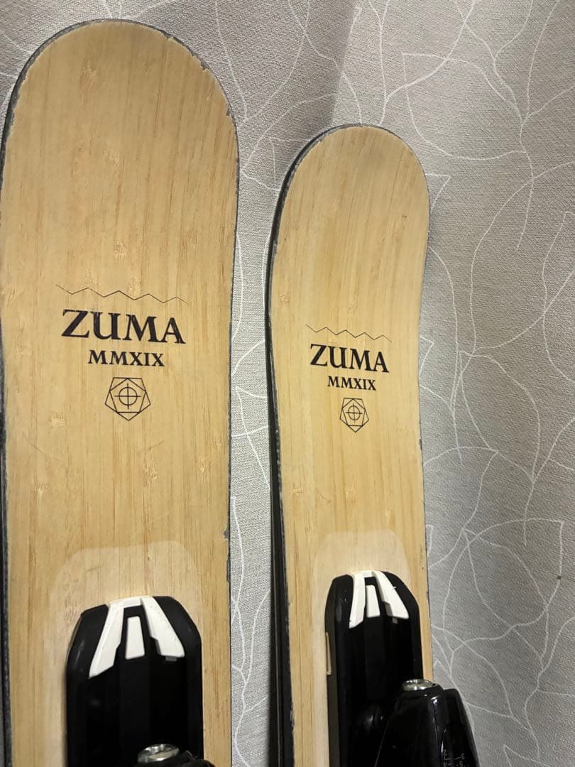 K*O様 ZUMA ショートスキー Krúxz 99 SW 99cm LOOKビ