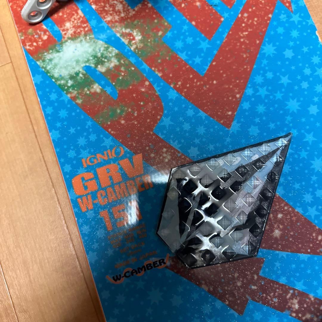スノーボード 青とオレンジ グラフィック
