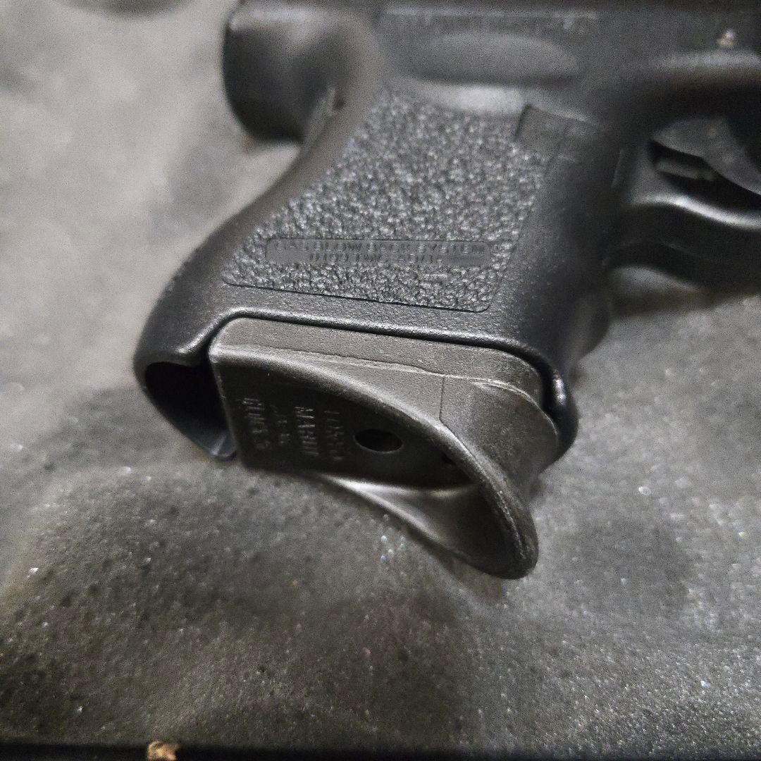 東京マルイGLOCK 26 ガスガン ガンケース・BB弾ローダー・ガス予備缶あり