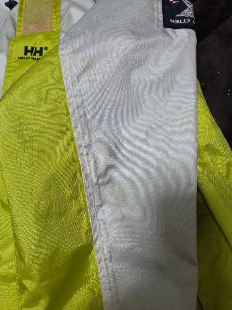 HELLYHANSEN　GOLDWIN　ナイロンジャケット　M