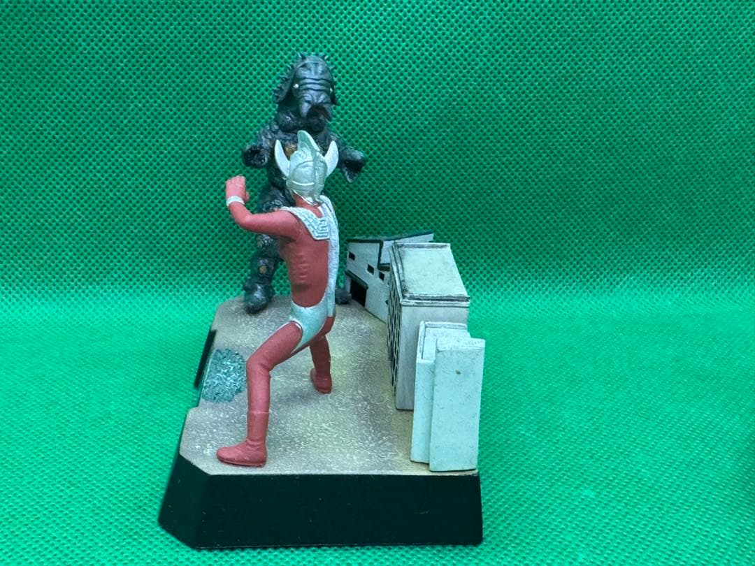 3個セット ウルトラ怪獣戯画 ウルトラ兄弟激闘史III ウルトラセブンなど