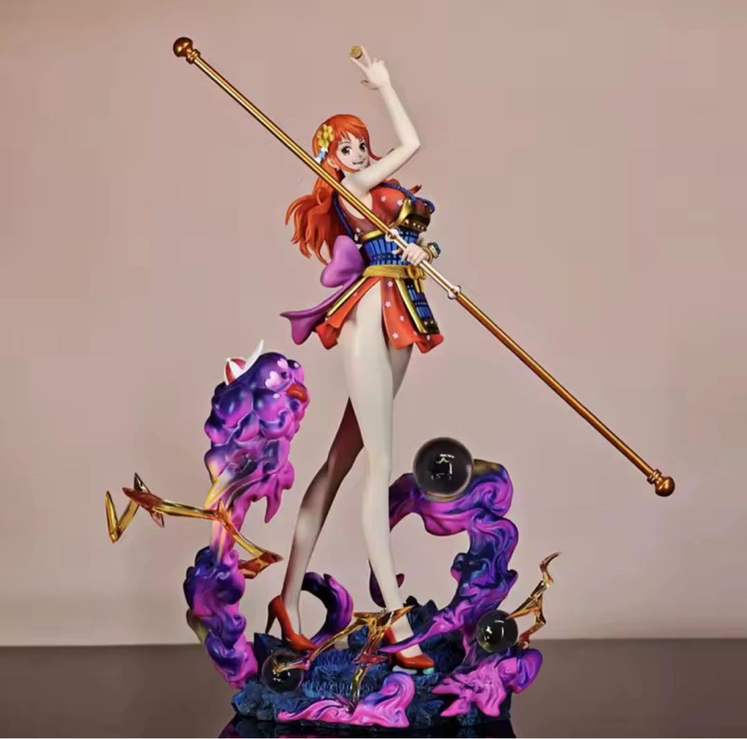 ワンピース　ナミ　フィギュア　海外製 30cm