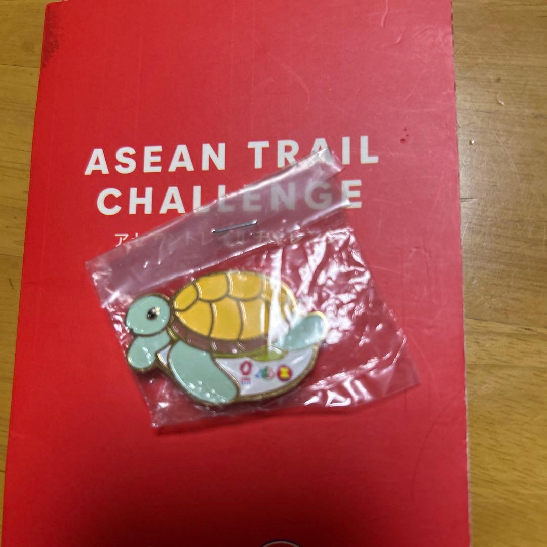【 非売品 】 レア！大阪関西万博 ASEAN ピンバッジ 限定　パビリオンかめ