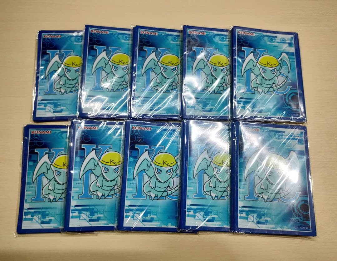 遊戯王OCG デュエルモンスターズ ちびブルーアイズスリーブ　100枚　未開封