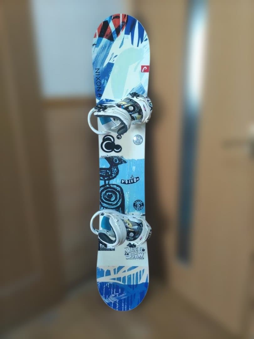 NIXON　Vee Haw スノーボード約153cm