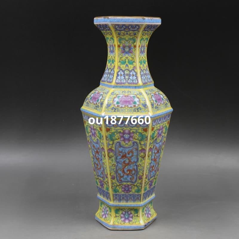 琺瑯彩蒔絵満工花柄の六方花瓶 景徳鎮 陶磁器 装飾品 現代工芸品 美術品 置物