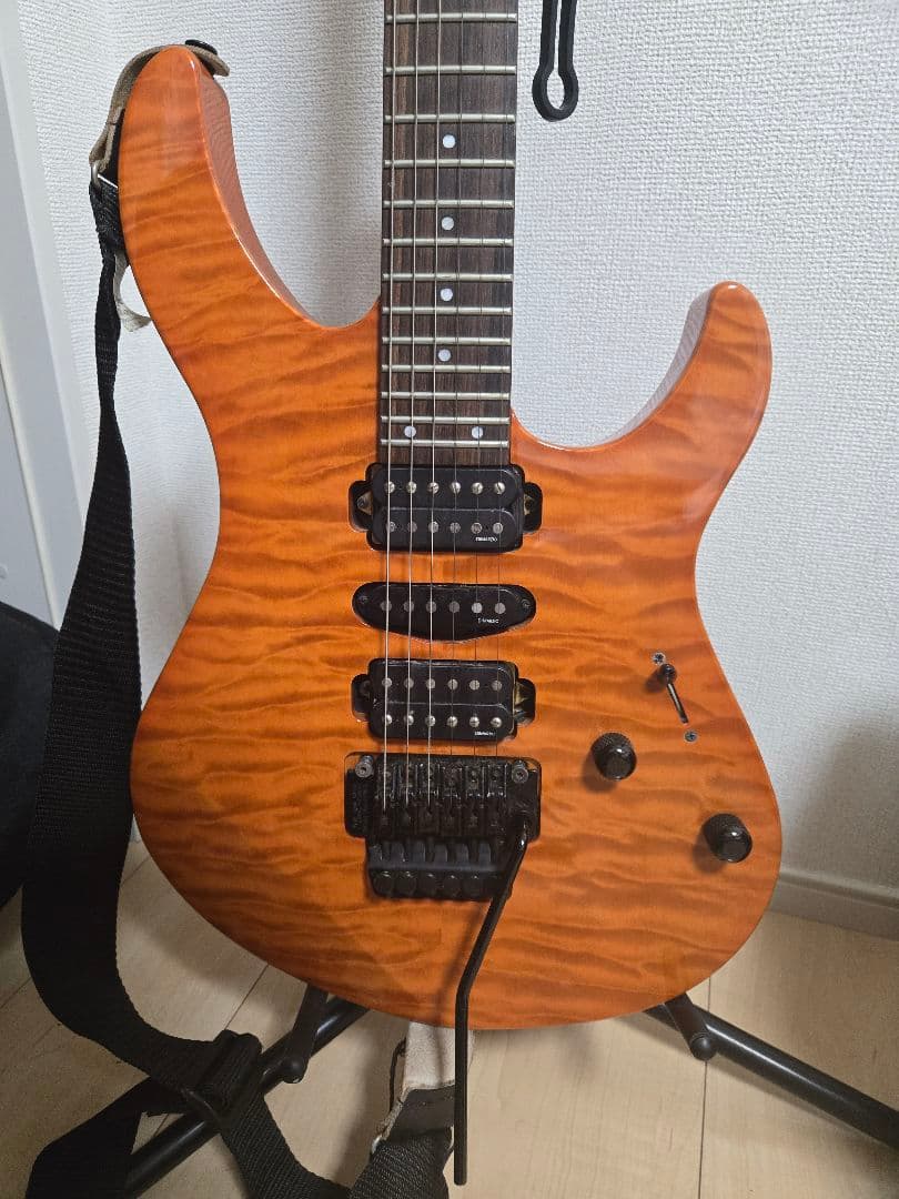 Yamaha パシフィカ821DX Dimarzioピックアップ