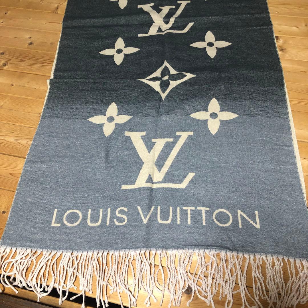 ノベルティ❤️LVマフラー