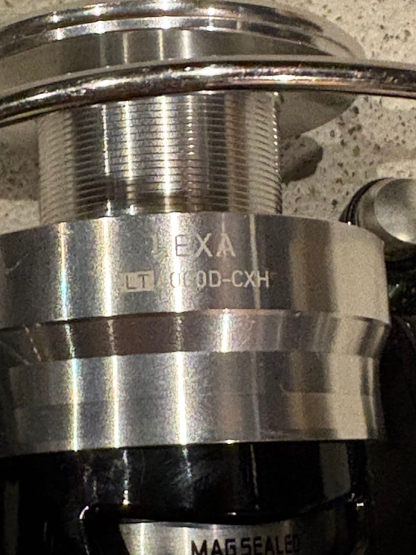 ダイワ　レグザ4000D-CXH スピニングリール