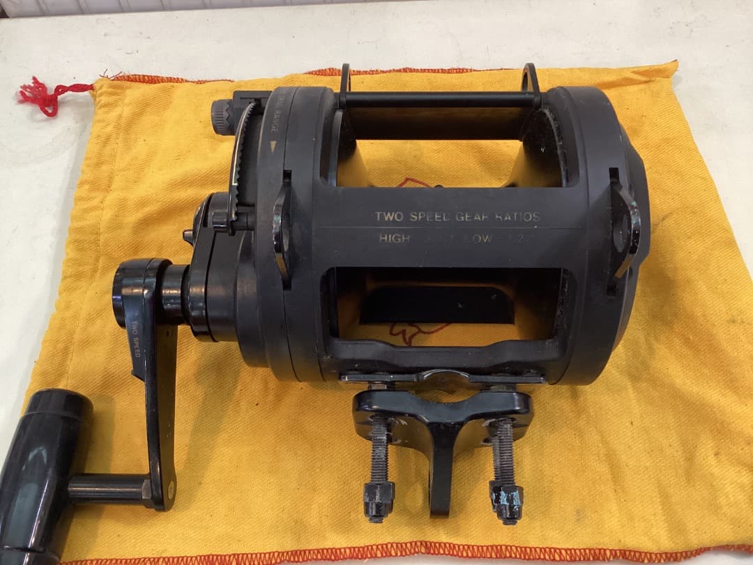 Shimano Triton Beastmaster 2スピードリール