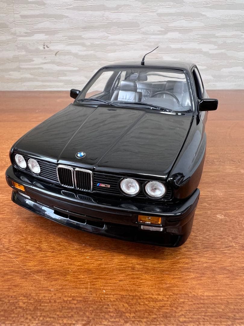 No541 ミニカー1/18  M3 STREET 1987