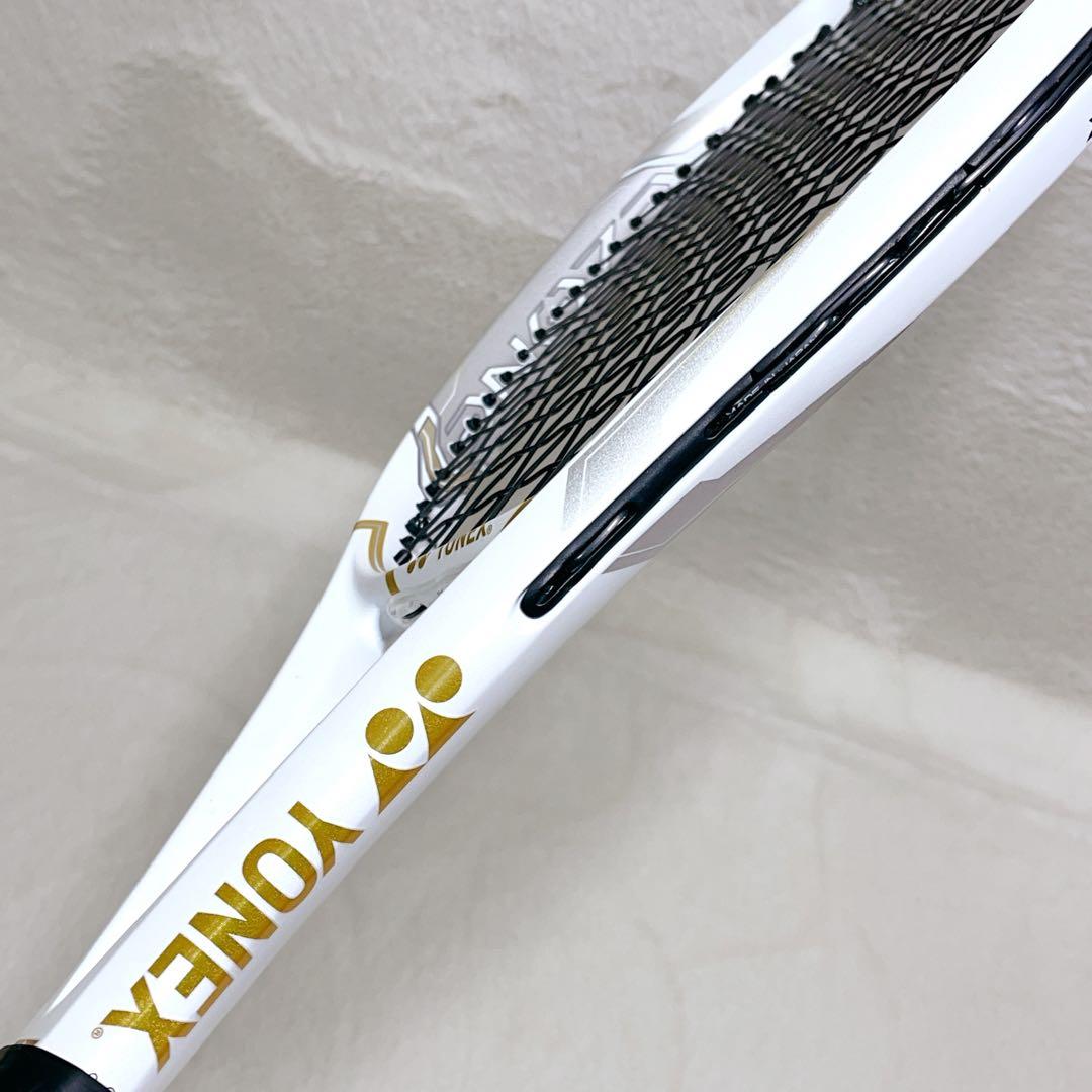 【希少】YONEX EZONE 100 大坂なおみモデル　ホワイト/ゴールドG2