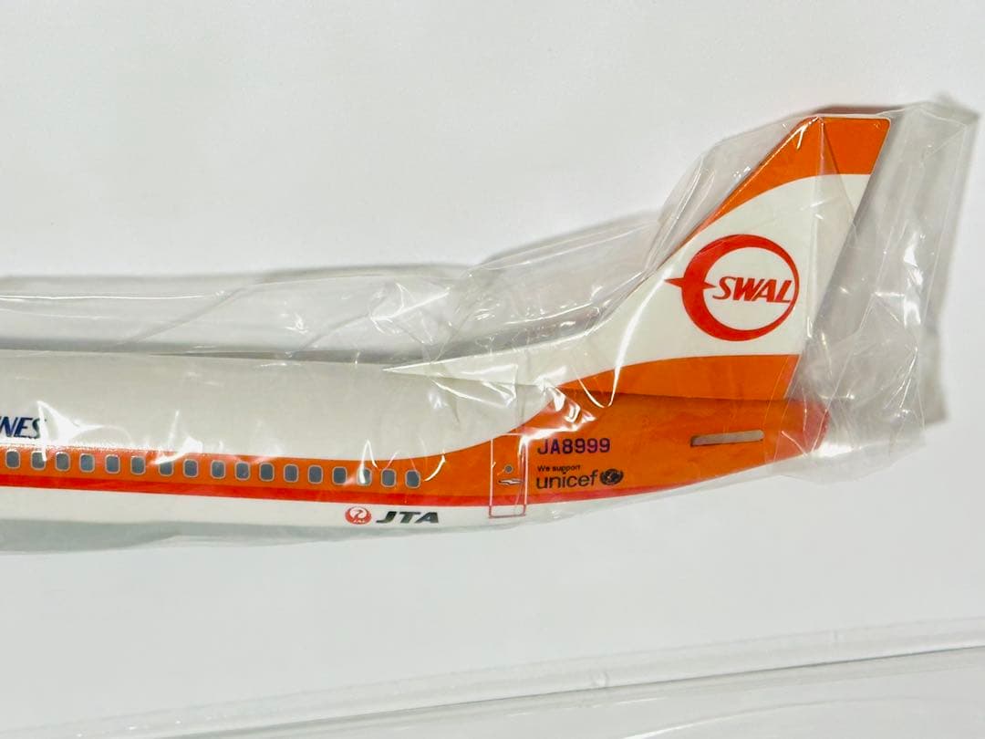 JALUX 1/400 737-400 南西航空SWALジェット