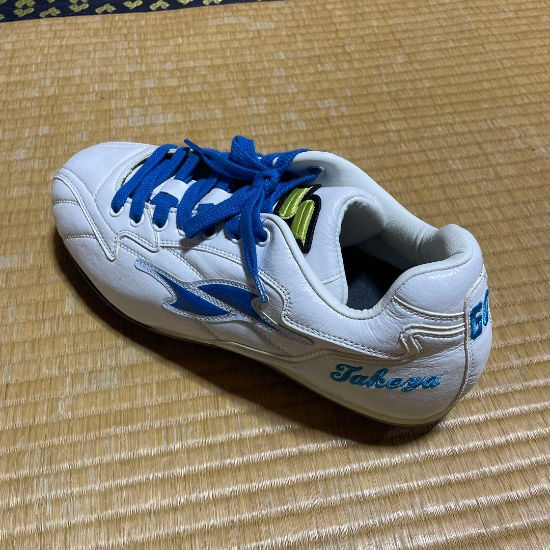 西武ライオンズ中村剛也選手サイン入りシューズ