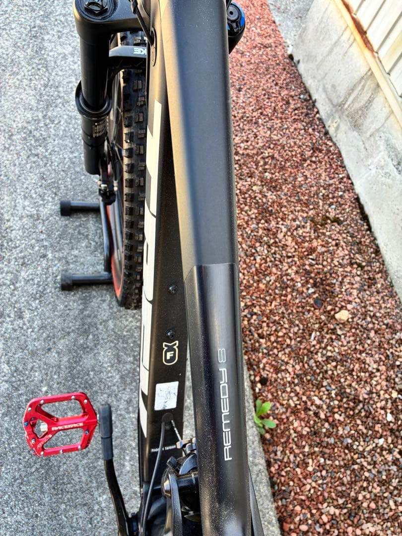 2017 Trek マウンテンバイク remedy8 27.5 Mサイズ