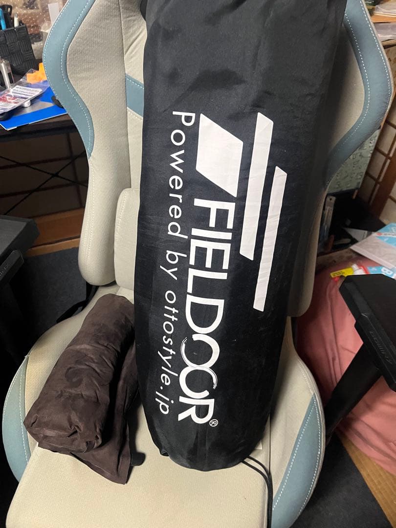 FIELD DOOR スリーピングマット 50x630x198cm 枕セット