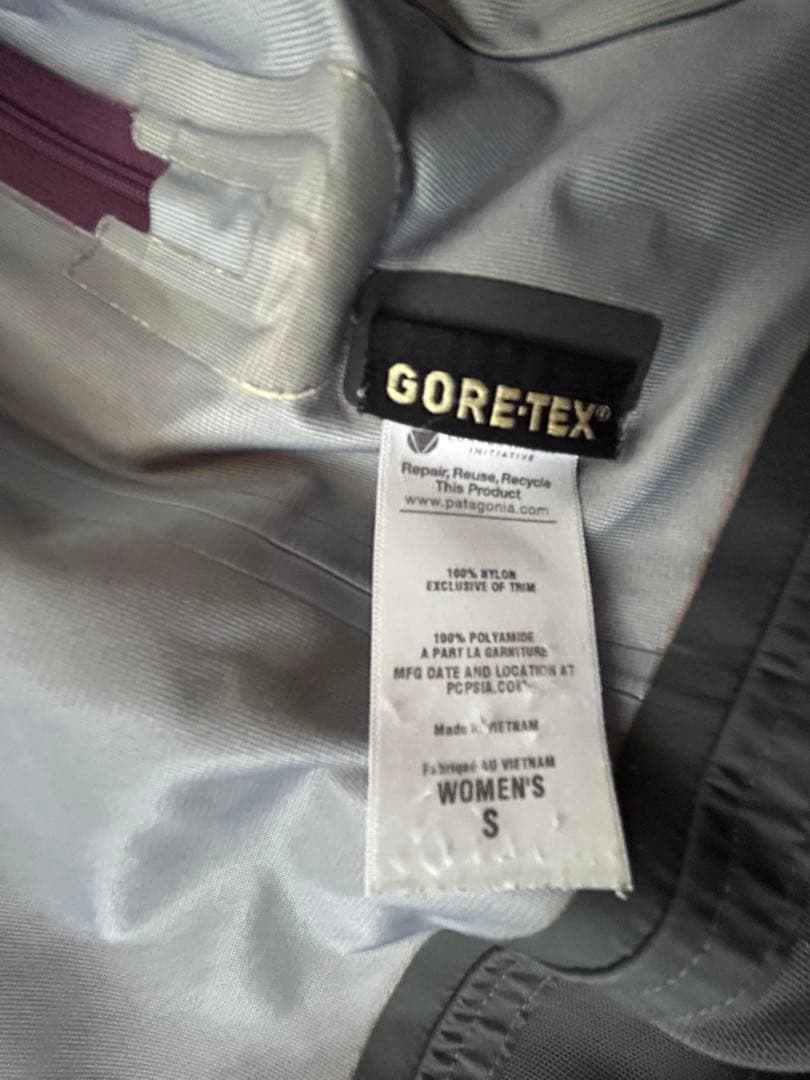 Patagonia（パタゴニア）の GORE-TEXスキーウェア上下セット