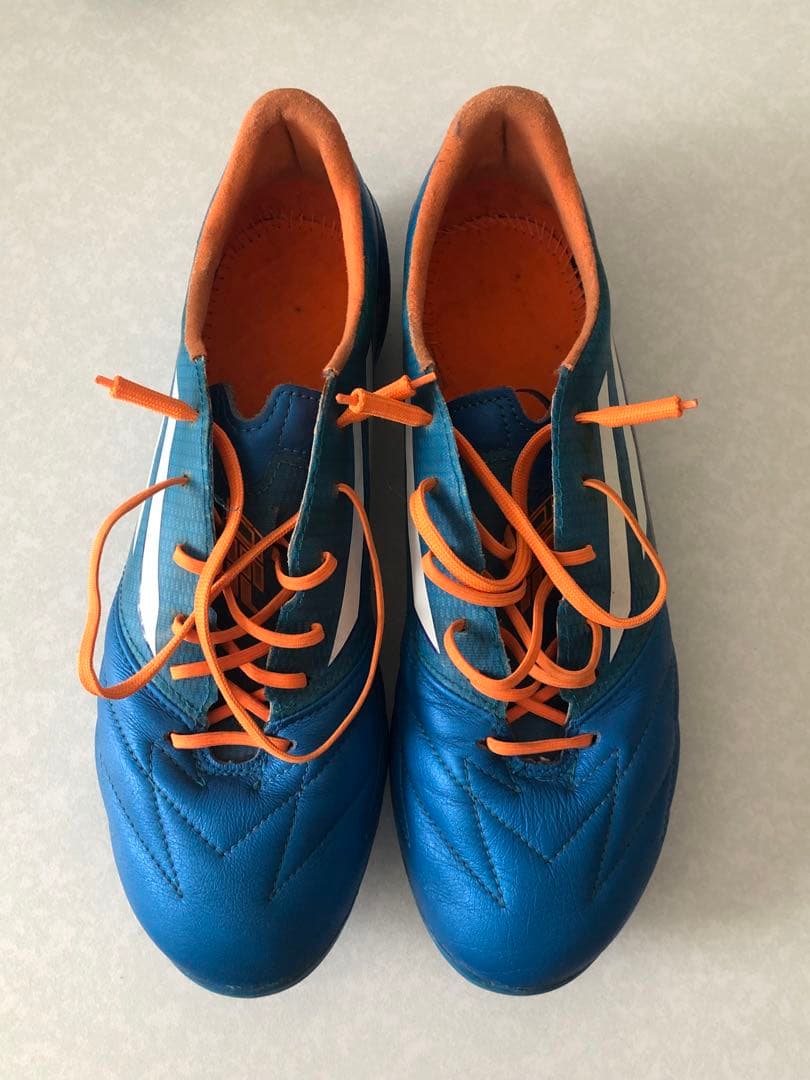 中村俊輔選手着用モデル！　サッカースパイク　アディゼロf50 レザー 26cm