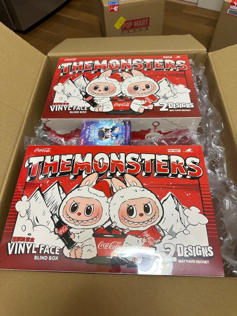 THE MONSTERS コカ・コーラ シリーズ ぬいぐるみ[２個セット＋プレ]