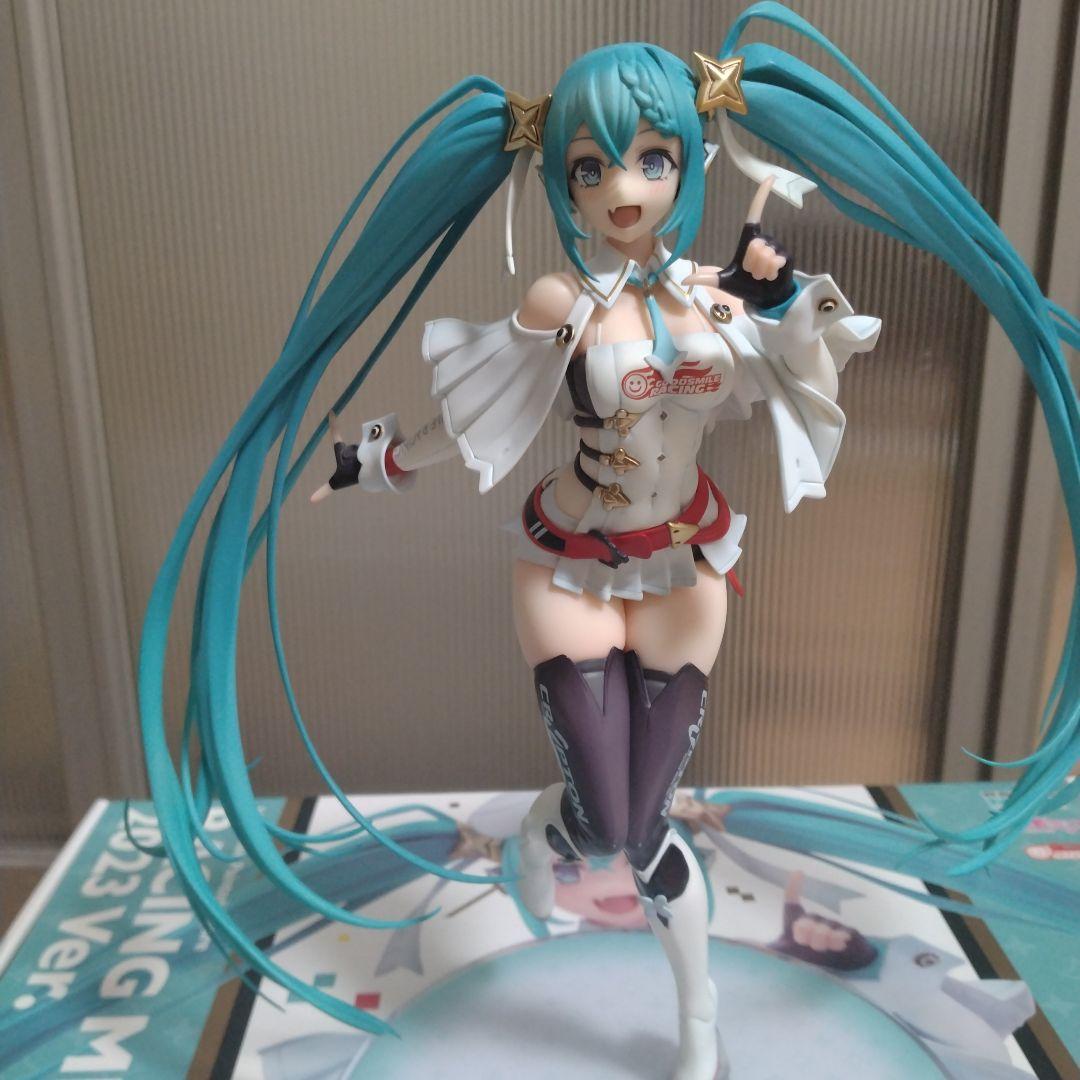 初音ミク　レーシングミク2023 ver フィギュア