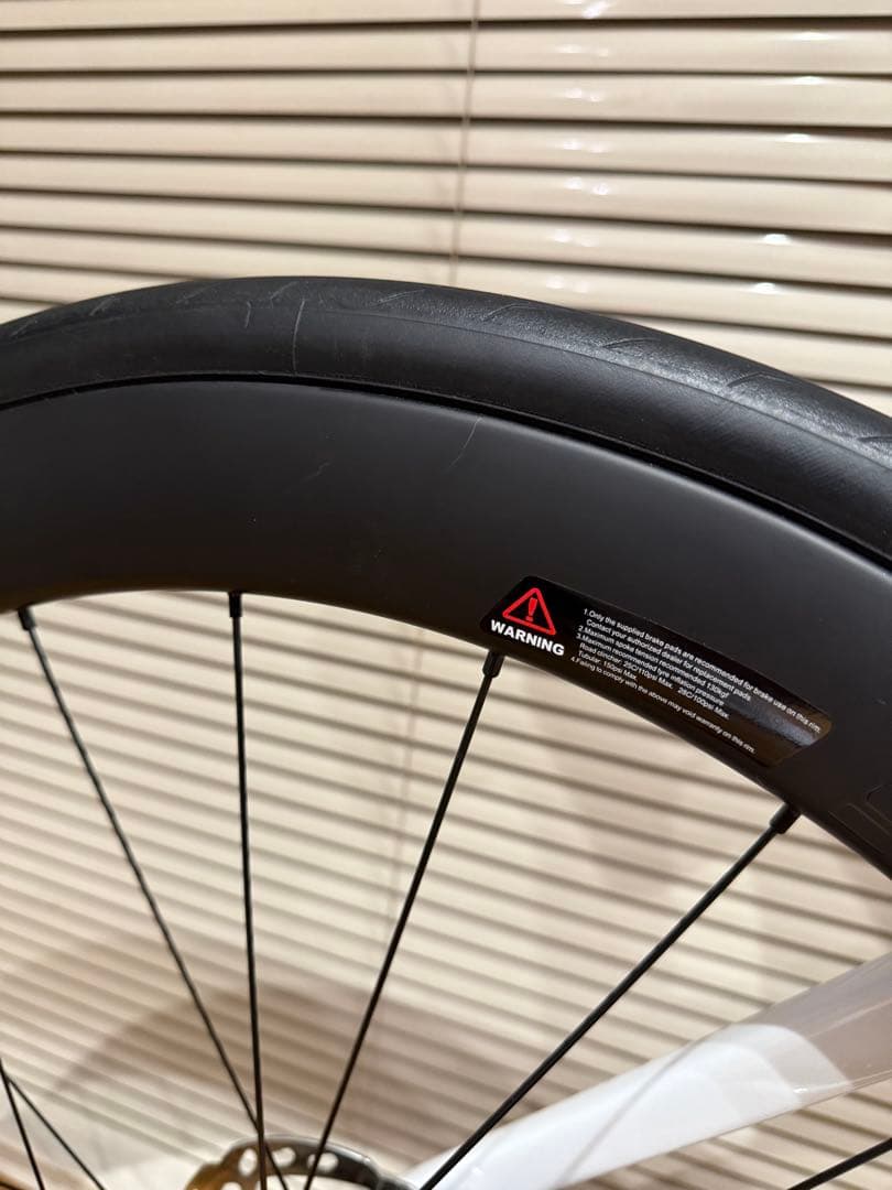 GUSTO DURO EVO SPORT TE(2025年モデル、105di2)