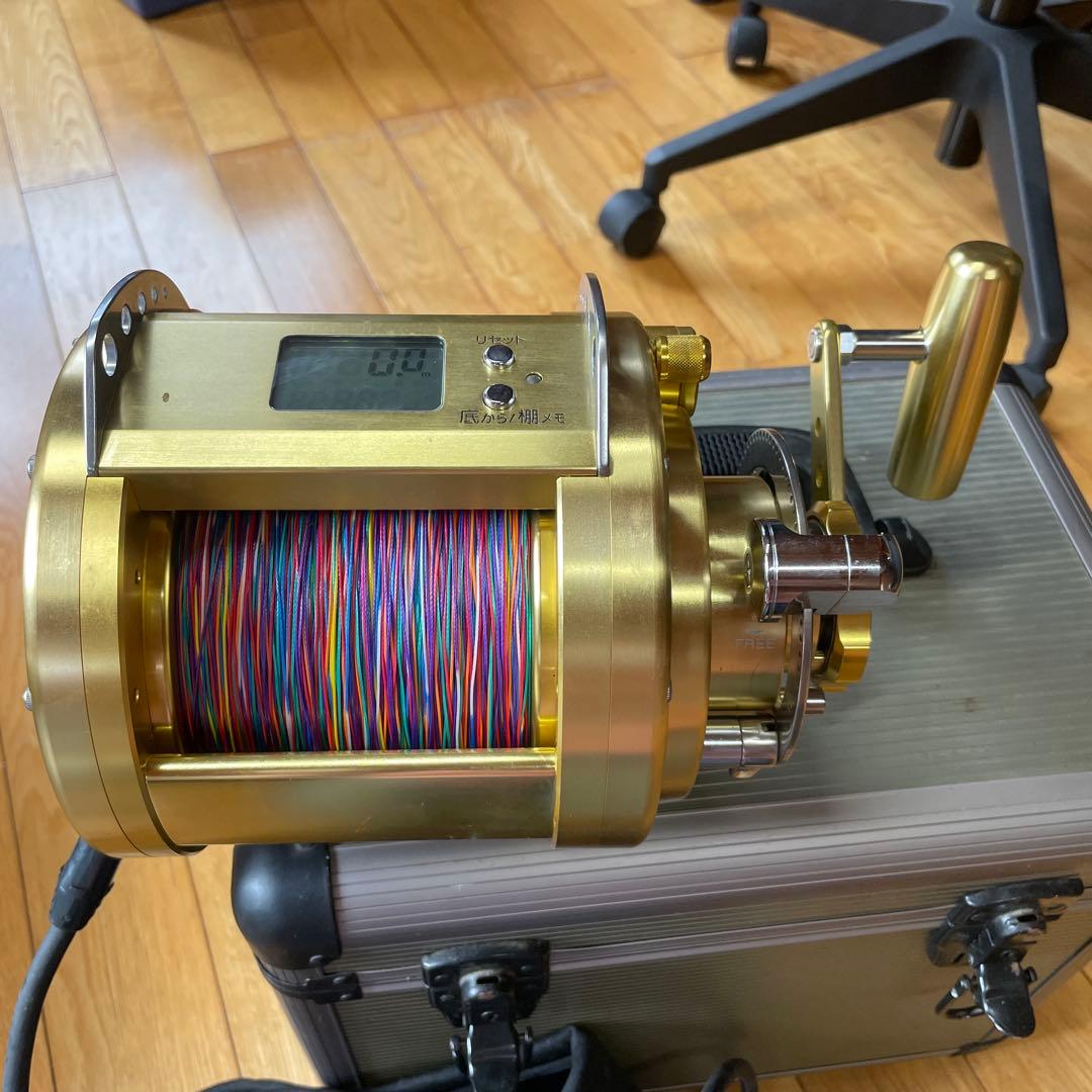 Daiwa MARINE POWER 3000 12V 電動リール　右巻き