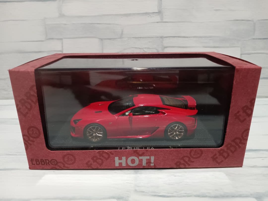 1/43 エブロ　レジンモデル　レクサス　LFA　ミニカー　レッド