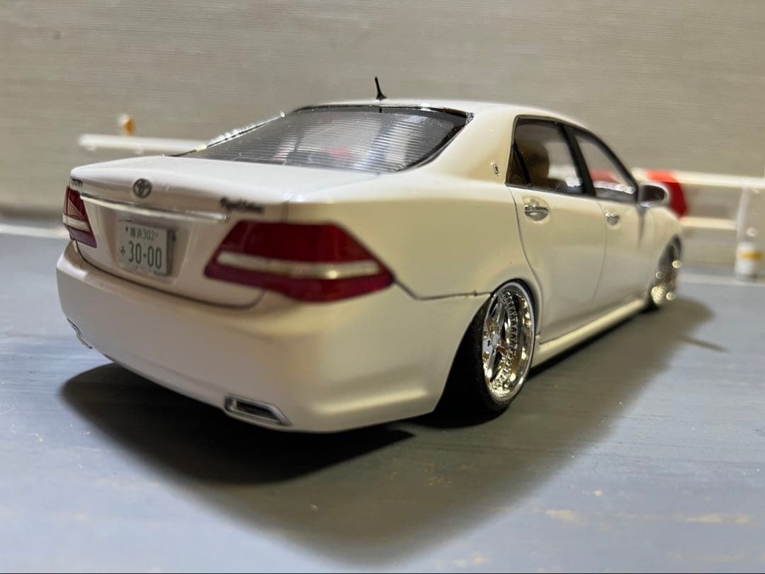 クラウン　プラモデル完成品