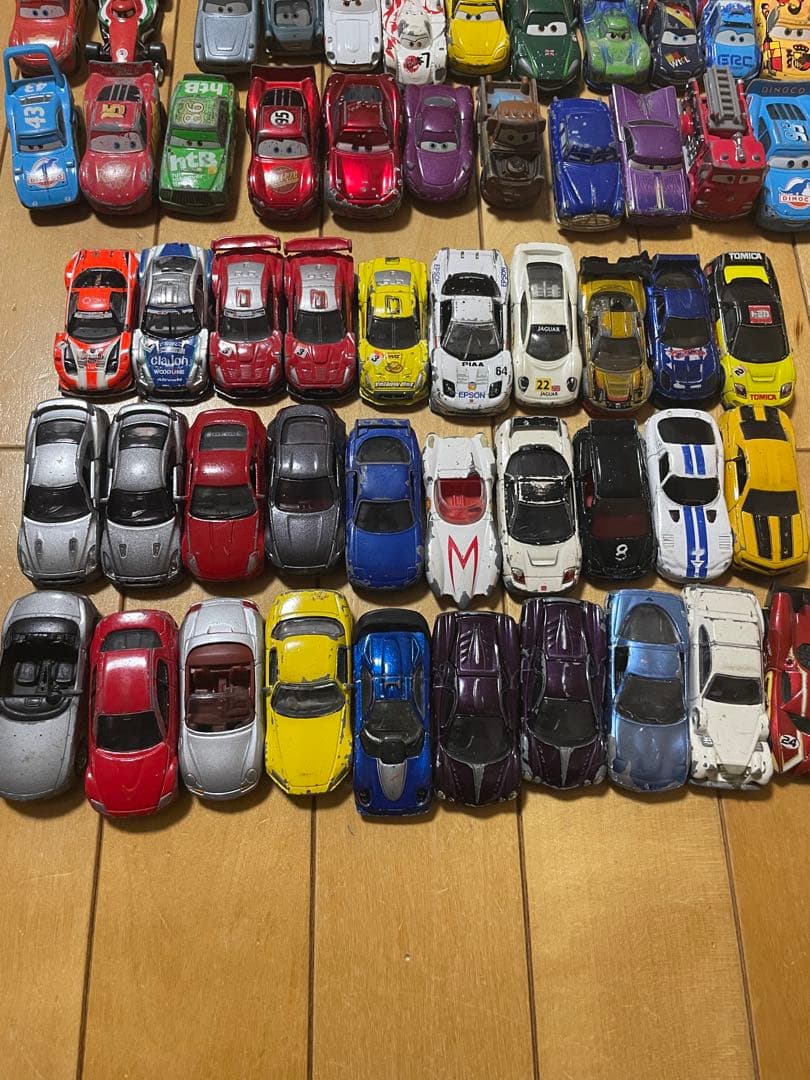 トミカまとめ売り　約100台