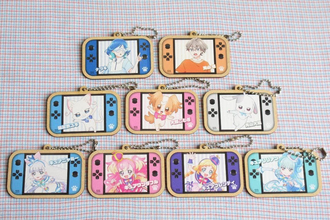 【匿名発送】わんだふるぷりきゅあ！ 木製キーホルダー 全9種 フルコンプセット