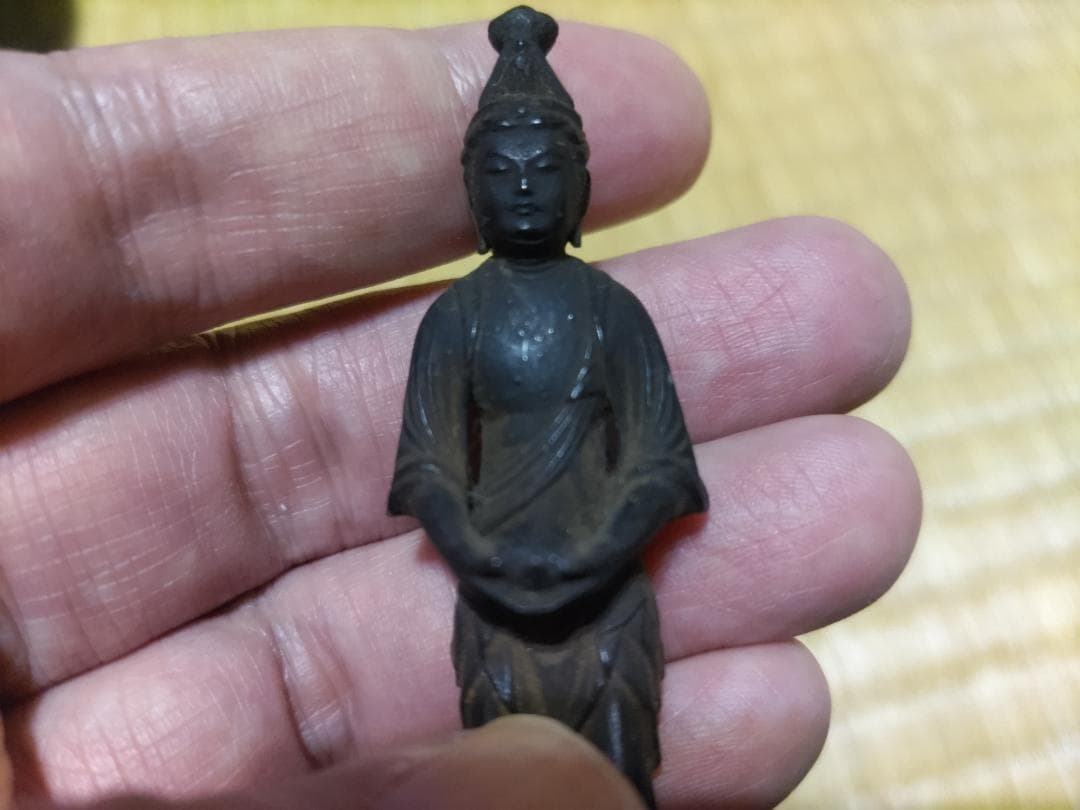 木造　阿弥陀三尊　左脇侍像　観音菩薩　立像（6.7㎝）