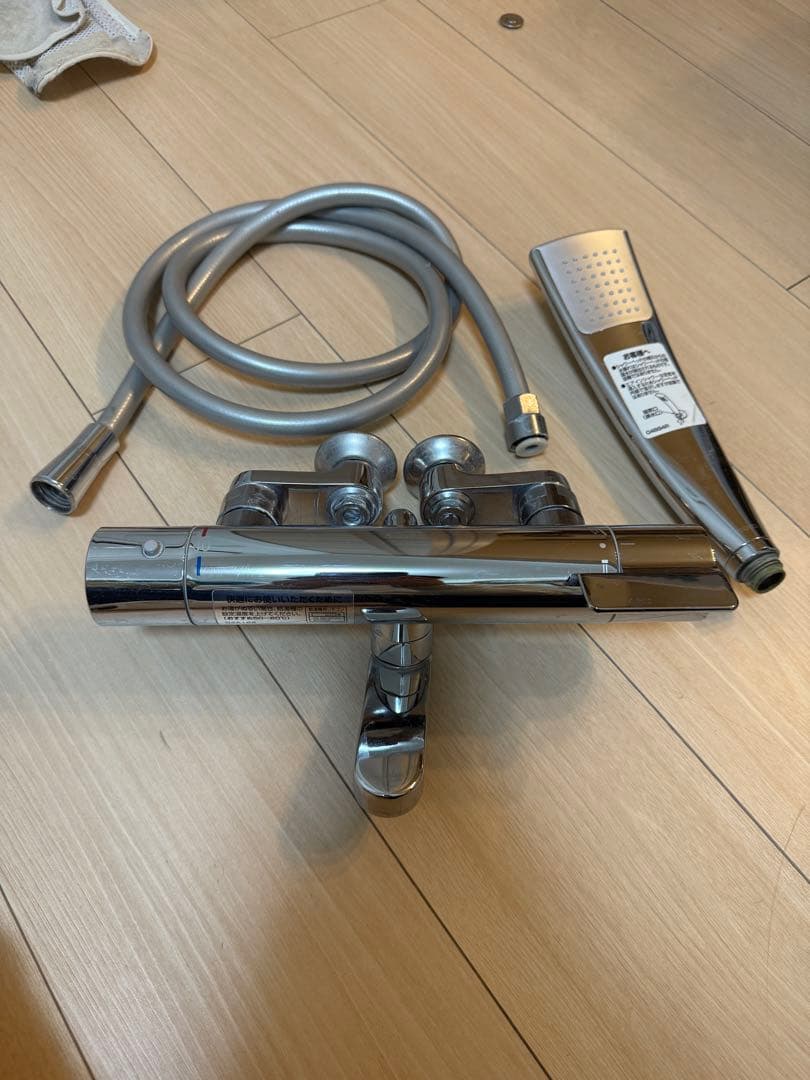 TOTO サーモスタット混合水栓 TBV03401J1 シャワーヘッドホース付き