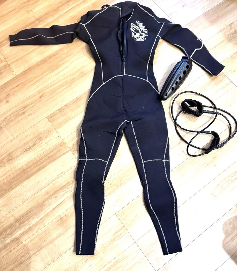 黒 日本プロサーフィン　ウェットスーツ　フルスーツ ジッパー付き フィン付き