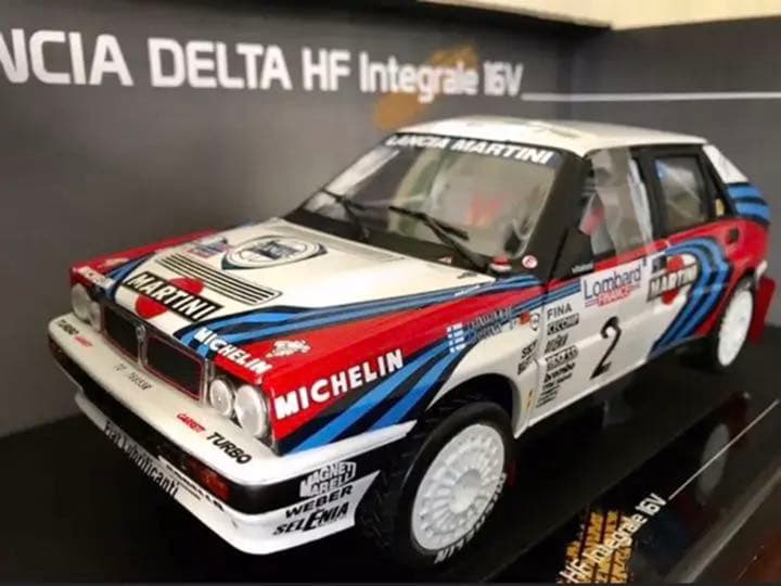 価格変更1/18 サンスター ランチアHFインテグラーレ16V1991WRC優勝