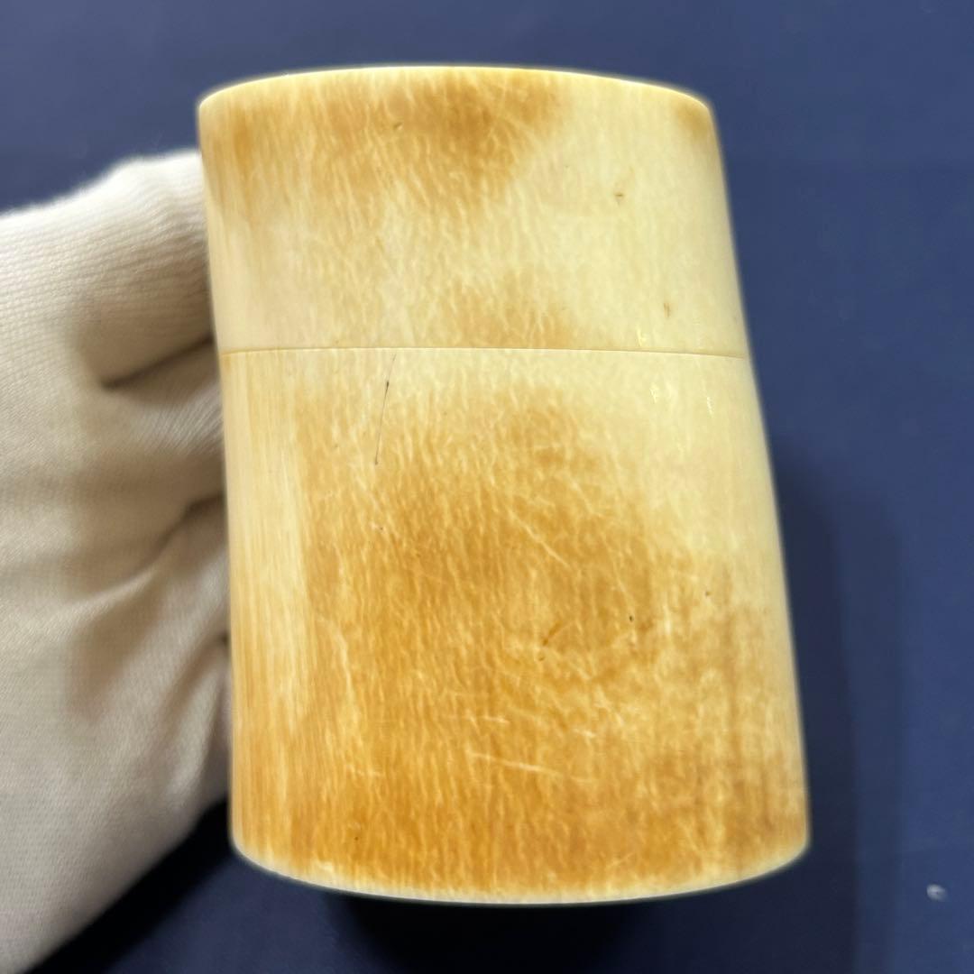 象牙風 ハンコ置き 印鑑置 総重量331.2g 縦約82.4㎜ 横約60-66㎜