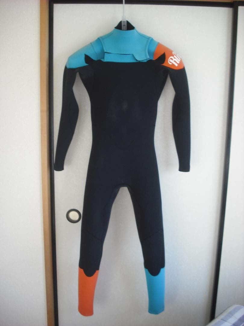 【程度良好♪】The RLM rubber ウェットスーツ（フルスーツ）Ｍ〜ML