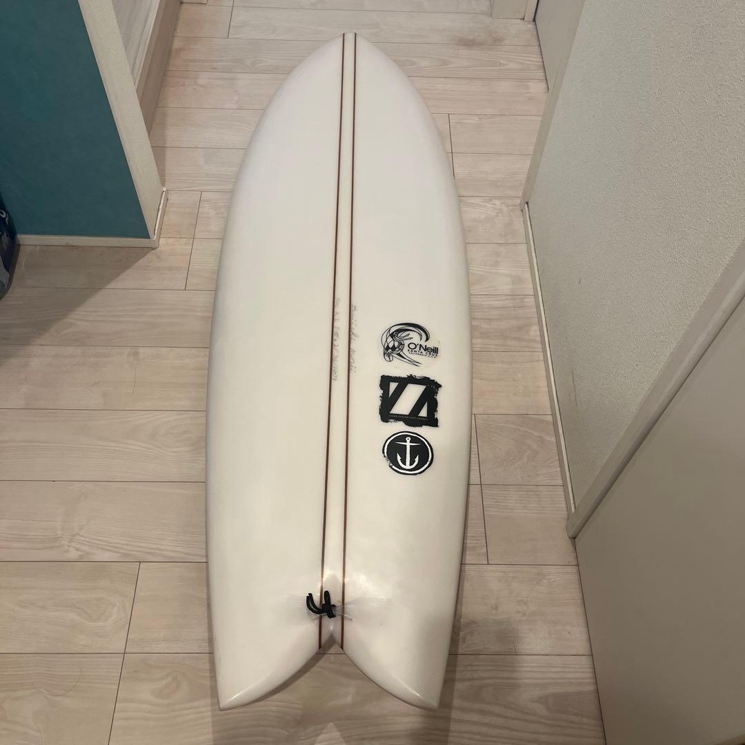 ゼブラサーフボード ツインフィッシュ　バンブルビー　5'10
