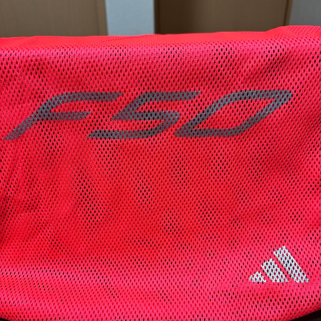 アディダス F50