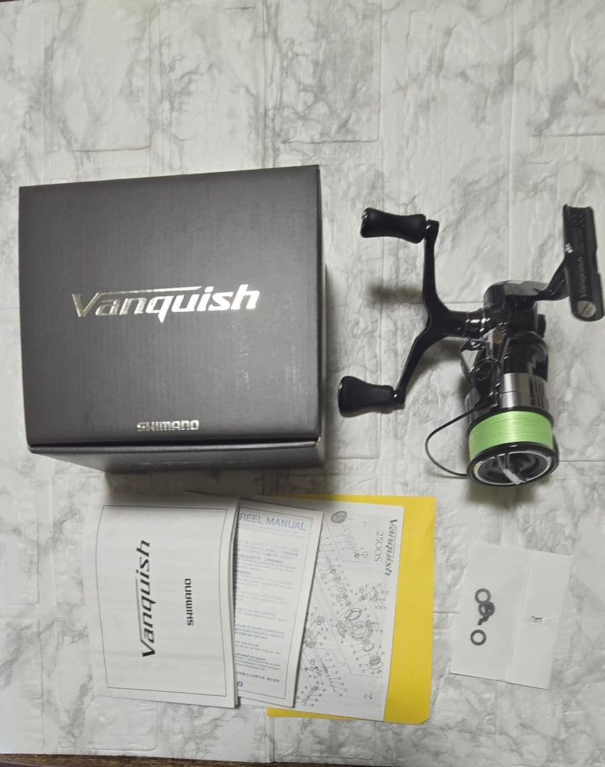 SHIMANO 23ヴァンキッシュ C3000SDHHG　超美品