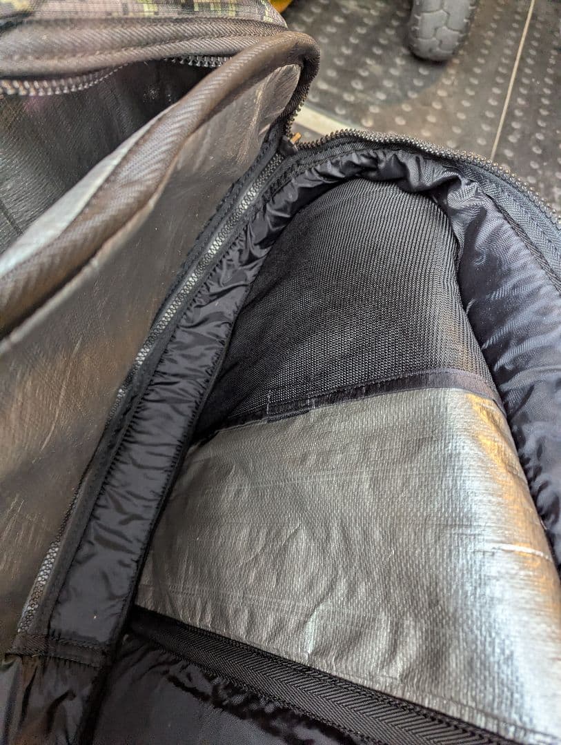 DAKINE サーフボードケース　 2枚用　7'フィート　トラベル用　カモフラ