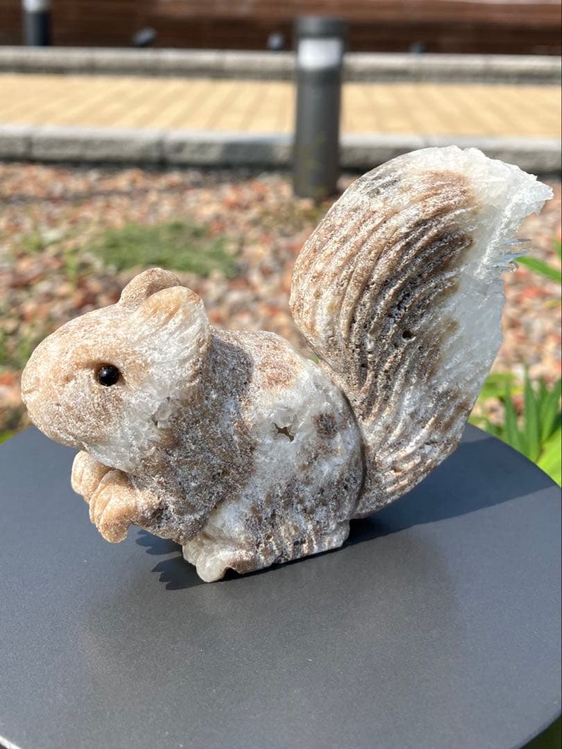 水晶　クラスター　リス　モチーフ　Ｃ