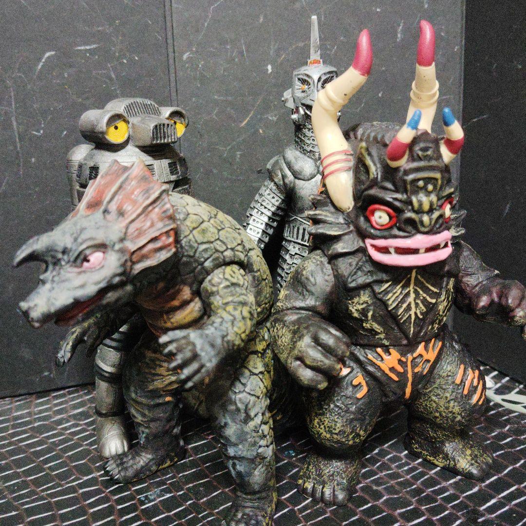 最終価格ウルトラカプセル怪獣現行ソフビミクラス.アギラ.ウインダム.セブンガー