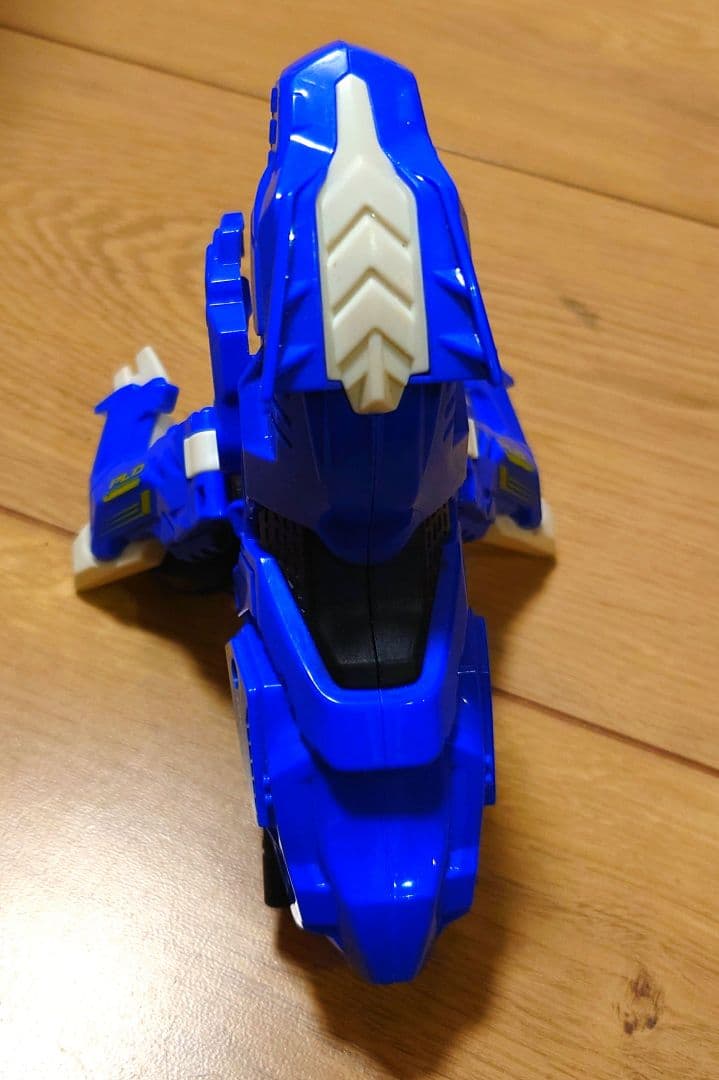 青い恐竜型ロボット 変形機能付き