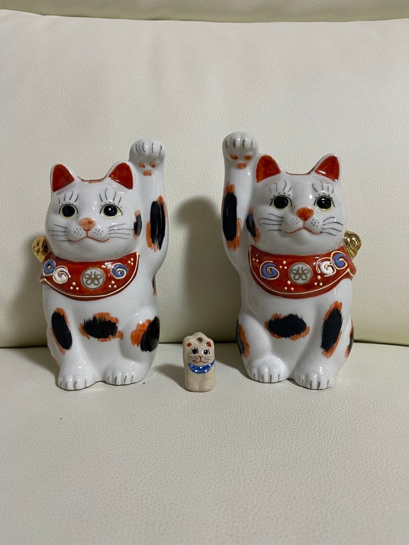 招き猫 九谷焼　2匹（右手）（左手）＆ミニ猫セット